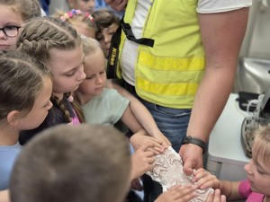 spotkanie w KPP w Bartoszycach z uczniami SP Żydowo