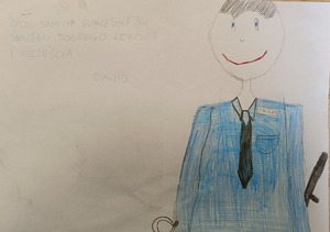 rysunki i laurki od dzieci dla policjantów