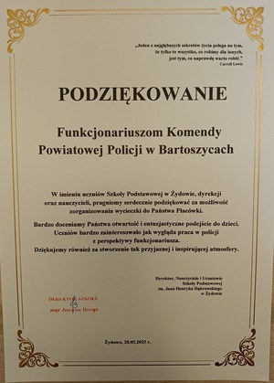 rysunki i laurki od dzieci dla policjantów